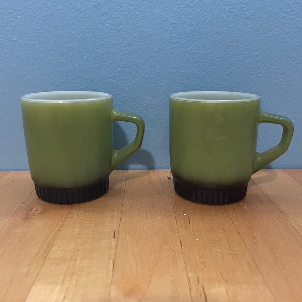 Set of 2, Stackable Vintage Anchor Hocking Fire-King Ware Mugs